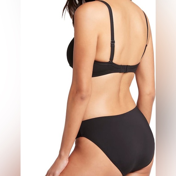 Sea Level Swim Australia | Cross Front D- & DD-Cup Molded Underwire Bikini Top - Picture 7 of 8